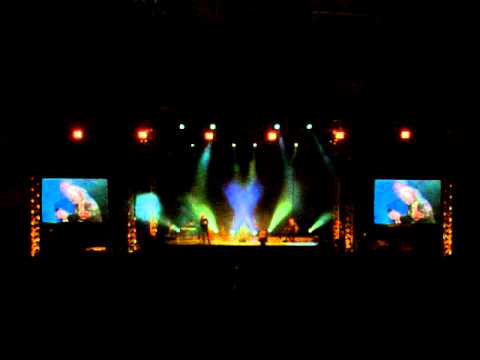 J. Nohavica 18.12.10,Ostrava - závěr koncertu (Až to se mnu sekne)