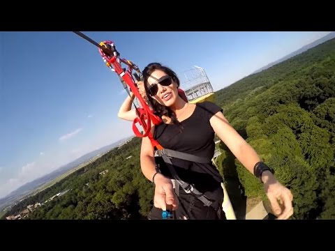 Tiroliana de la Aventura Park Arsenal: 607 m lungime, inaltime de plecare: 45 m