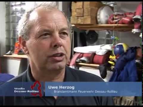 Fluthelfer Ehrennadel   RAN1