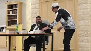 הרב אייל עמרמי - שיעור מחזק ביותר חובה צפייה! (הרב אייל עמרמי) - התמונה מוצגת ישירות מתוך אתר האינטרנט יוטיוב. זכויות היוצרים בתמונה שייכות ליוצרה. קישור קרדיט למקור התוכן נמצא בתוך דף הסרטון