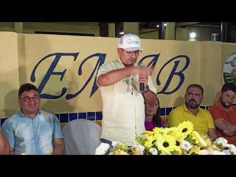 George Duarte com a palavra: "prefeito de Santa Maria da Boa Vista, PE"