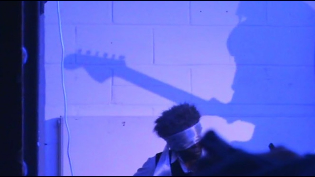 Something Don't Feel Right - Visual Performance