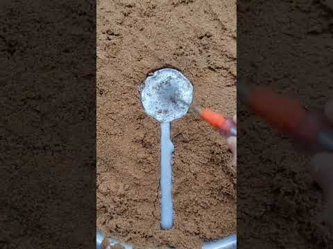 Metal casting, sand casting, manual casting #032