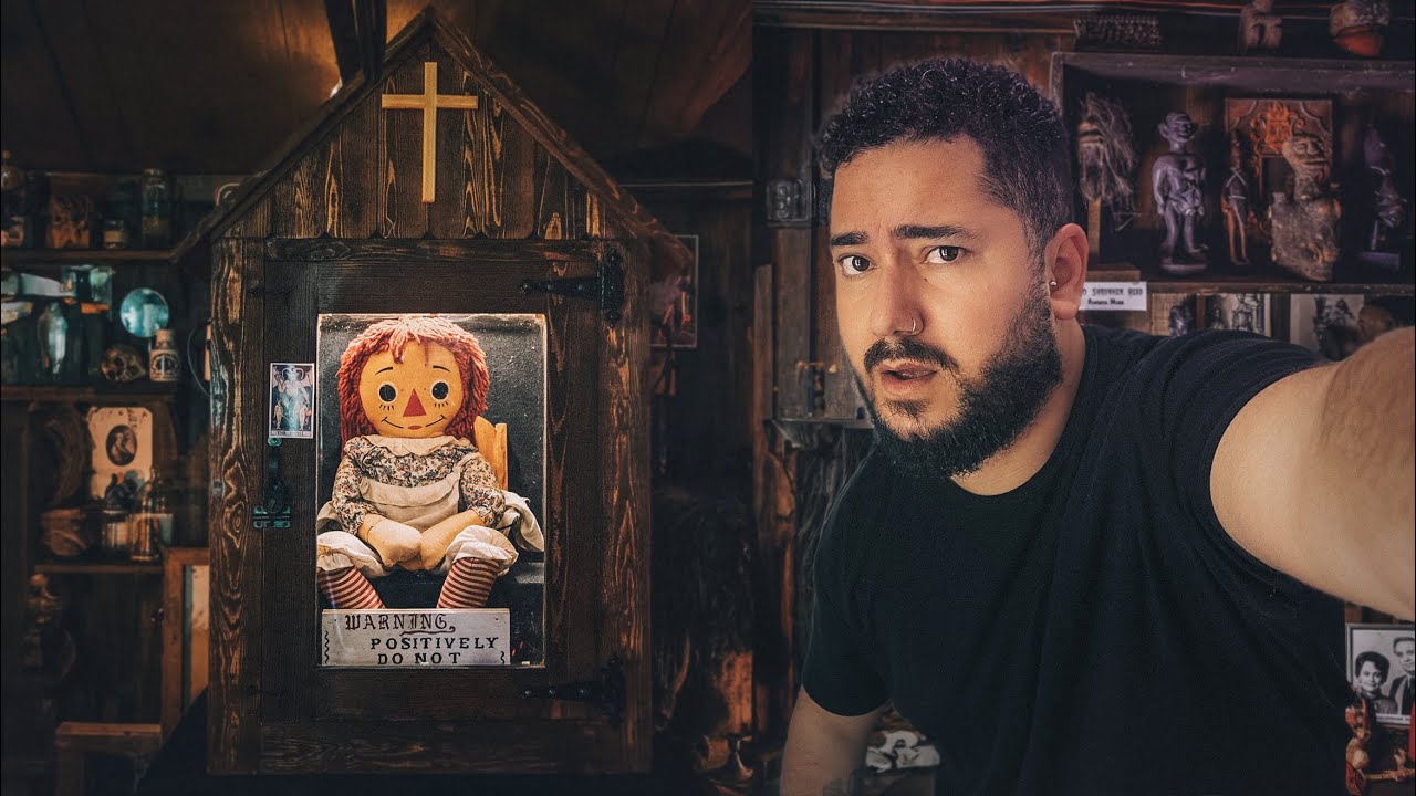 Cara a Cara com a Annabelle: A Boneca Real que Inspirou os Filmes do Universo de Invocação do Mal