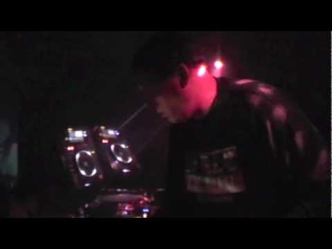 Luke Eargoggle live 2012-04-07