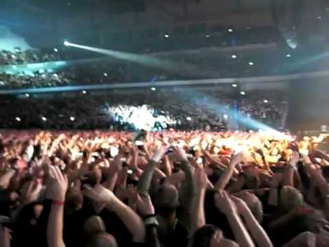 Never let me down again - Depeche Mode Live in Hannover 23.11.2013 @ Tui Arena (great 360° view !!)