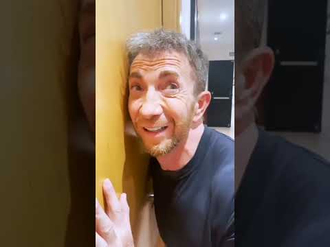 Laura Pausini, Luis Fonsi, Pablo López y Antonio Orozco llena de energía la sala VIP del hormiguero