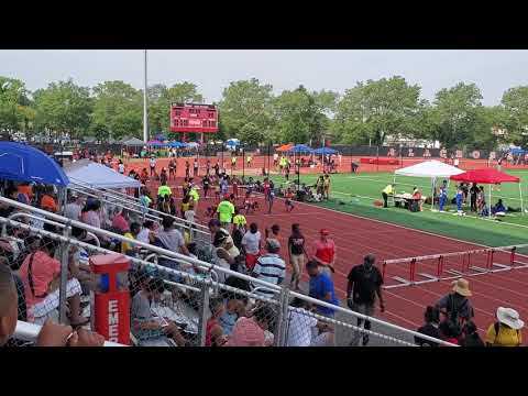 Novas 12 year old girls Breeze and Saphire's 80m hurdles at St. John's University
