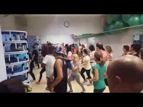 AULA DE STILETTO COM O PROFESSOR FELIPPE