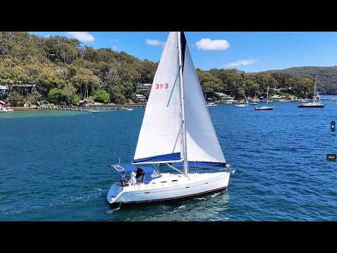 Beneteau Oceanis 393 Clipper Sailing In Sydney