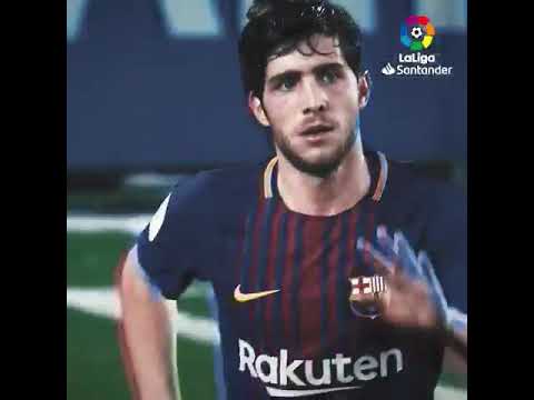 🌎 71% of the Earth's surface is covered by water... the rest is covered by @SergiRoberto