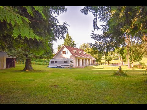 Plain-pied avec dépendances et plus de 3000m²