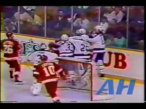 NHL Oct. 26, 1991 Bob Halkidis,TOR v Bobby Dollas,DET Toronto Maple Leafs Detroit Red Wings