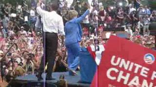 preview picture of video 'Unity: Barack Obama & Hillary Clinton'