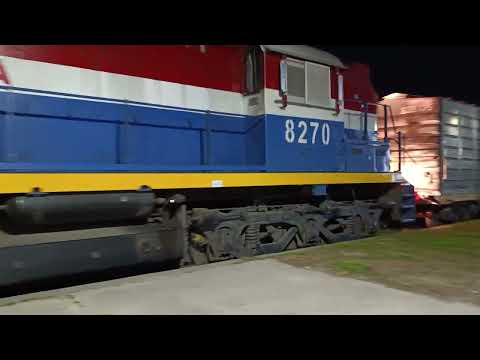 Gt-22 (9030)+ Alco (8270) con un Tren Cargado a su paso por "Estación Forres" en plena Medianoche 🚂🌃
