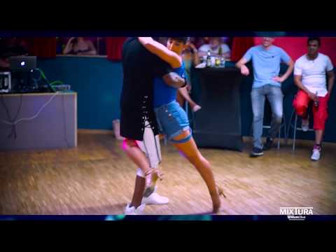 TCHINT& JANINA in MIXTURA Bonn( Chris Brown X Usher - Sometimes (Kizomba Edition)