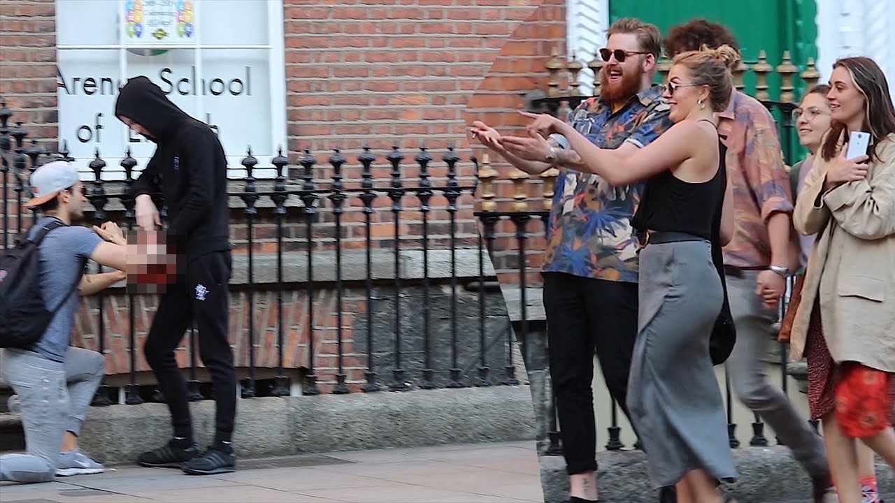 Shocking Moments: Pumping ball Prank