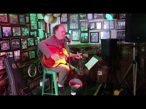 SCOTT AVERY AT THE BRINEY PUB IN POMAPANO BEACH, FL