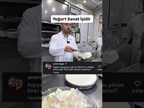 Yoğurt ustası mesleğinin inceliklerini anlatırken ne kadar zor olduğunu da anlatıyor. 🪣🍽️#komikyorum