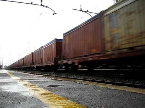 E652.004 + Kgps con casse, circa 540 metri (MI Marcianise - Bologna SD)