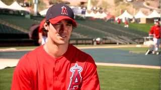 Video thumbnail: C.J. Wilson and the new Wilson A2000 CJW GM Glove 