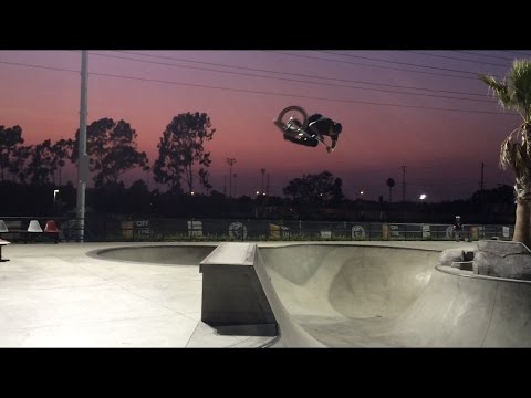 BMX BOWL SESSION @ VANS SKATEPARK W/ A RIPSURF