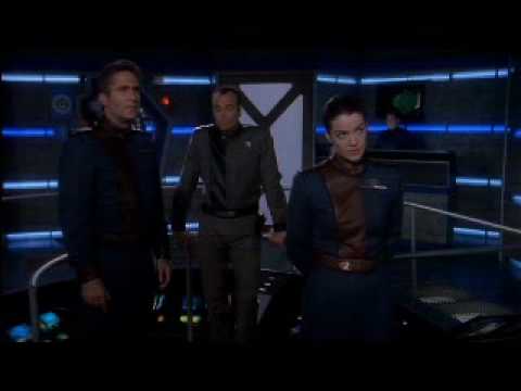 Babylon 5 - 1.15 'Grail': Ivanova with perspective