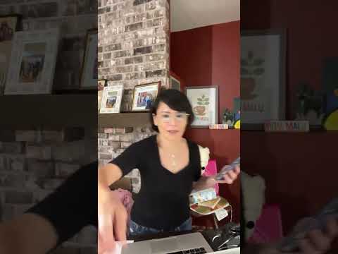 Highlight 1:06:40 - 1:11:40 from Mom Malu is live! We might meet new friends.