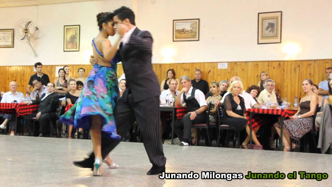 SEBASTIAN ACHAVAL Y ROXANA SUAREZ EN LA BALDOSA 02