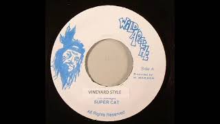 Super Cat – Vineyard Style