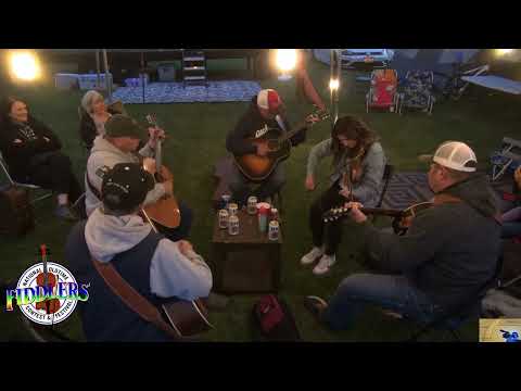 Jam- Dani Jo Meeks "Crafton's Blues" - 2022 National Oldtime Fiddle Contest (Weiser)