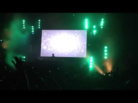 Booyah, Heads Will Roll (Dannic) - Hardwell en Queretarock!