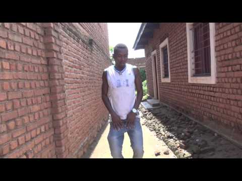 Pharrell Williams : Happy ( Congo RDC ) par les jeunes de la Maison De Jeunes Ruzizi Porte Ouverte