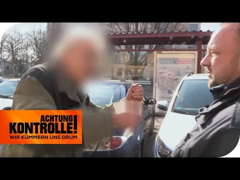 Strafzettel in Zwickau: Streit wegen eng geparkten Autos! | Achtung Kontrolle | kabel eins