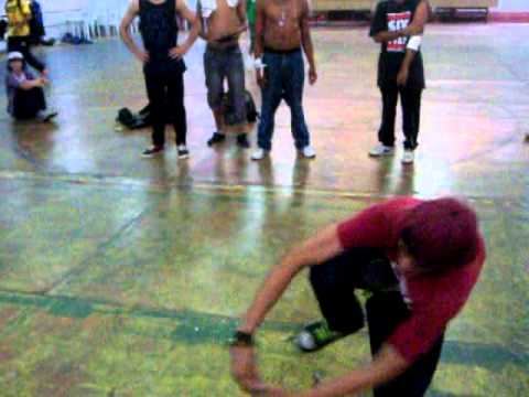 B.boy Lari-k " Soldiers of Breaking vs B.boy Perna "Suburban Breakers"
