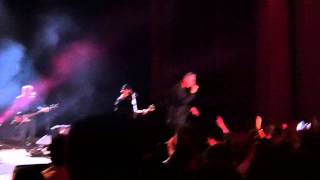 Loquillo y Los Trogloditas Carne Para Linda y las chicas de Roxy (Santiago, 19.04.2012) Lyric Letra