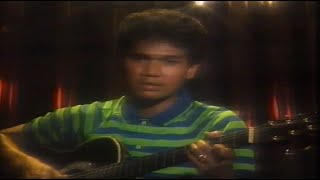 Download lagu Obbie Messakh - Penyesalan (Jawaban Hati Yang Luka) (1988) Selekta Pop mp3 Download lagu Obbie Messakh - Penyesalan (Jawaban Hati Yang Luka) (1988) Selekta Pop mp3