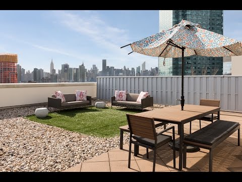 Brown Harris Stevens presents 27 28 Thomas Avenue