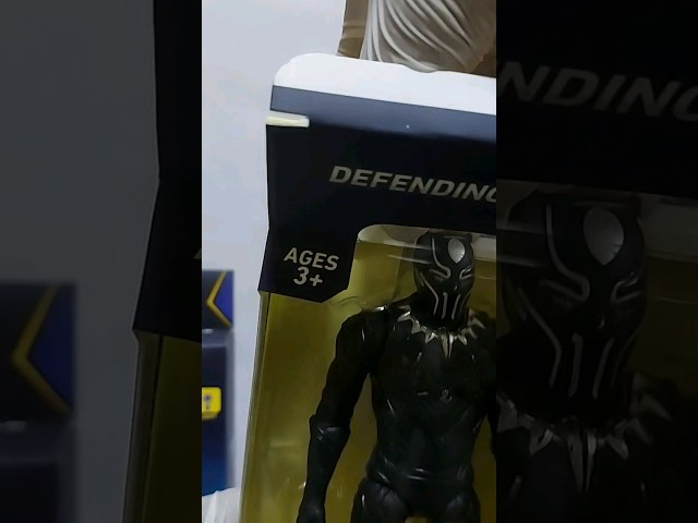 Vídeo relacionado con Ty Marvel Avengers Black Panther Regular, Gorro Blando con Licencia para bebé, Peluche Coleccionable