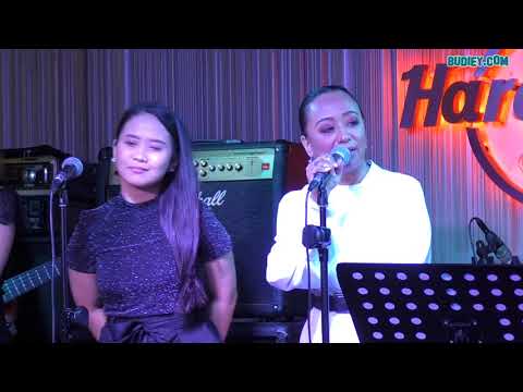 Amylea Nyanyi CINDERELLA di Showcase Amylea x Kaer - Hard Rock Cafe