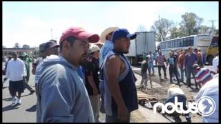 preview picture of video 'Casi llegan a los golpes en bloqueo a carretera'