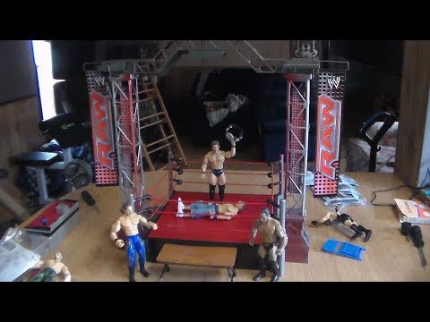 WWE INTERACTIVE REAL SOUNDS RAW ARENA REVIEW WITH SOUND EFFECTS!