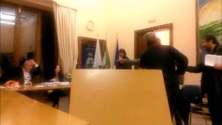 avella-rissa-in-consiglio-comunale