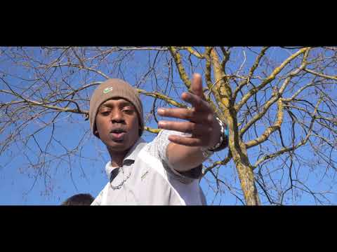 C'EST QUOI LES BAILS feat Djo2f