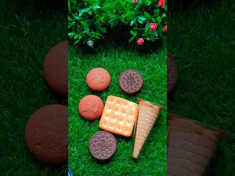 Milka, milka oreo, milka chocolate, choco surprise, eating oreo chocolate bars