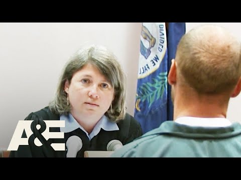 CHAOS at the Courthouse 😱 | Court Cam | A&E