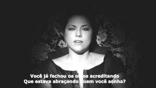 AMY LEE -  &quot;Baby Did a Bad, Bad Thing&quot; by Chris Isaak  (legendado)