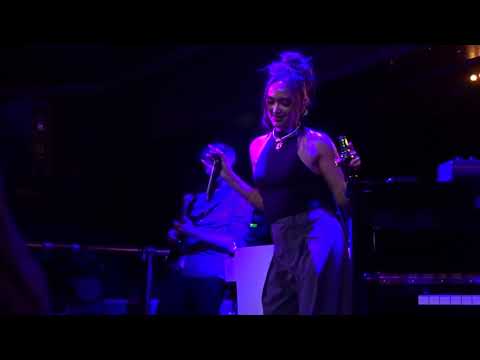 Joy Crookes-Wild Jasmine (Encore) @ Pryzm, Kingston, 17th October 2021