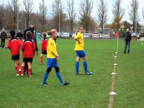 FC Zoetermeer Meiden D10M uit tegen ABF D2 op 131110