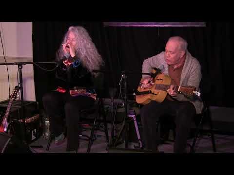 Good Luck Charm   Paul Rishell & Annie Raines